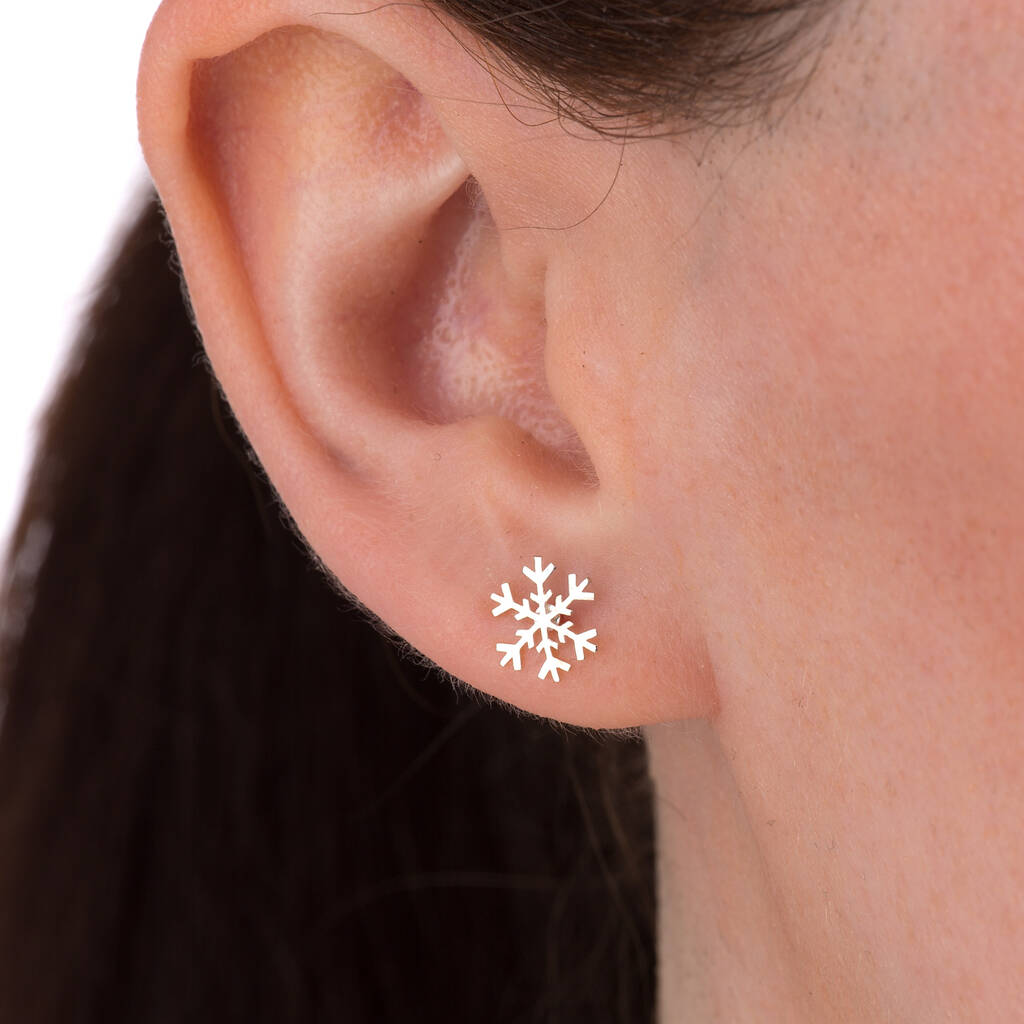 9ct White Gold Cubic Zirconia Snowflake Earrings - 11mm - G2715 | F.Hinds  Jewellers