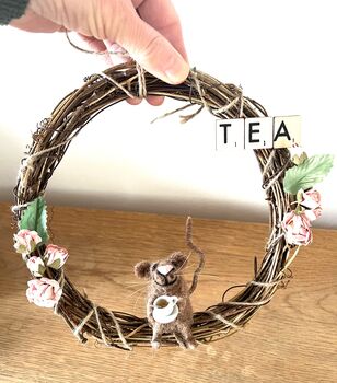 Handmade Needle Felted Cup Of Tea Mouse Wreath, Floral Decor, 3 of 8