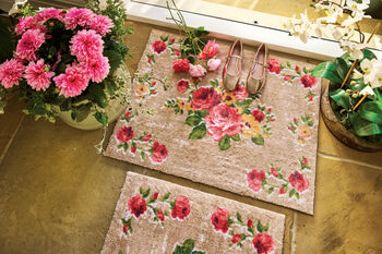 Hug Rug Vintage Rose, 3 of 5