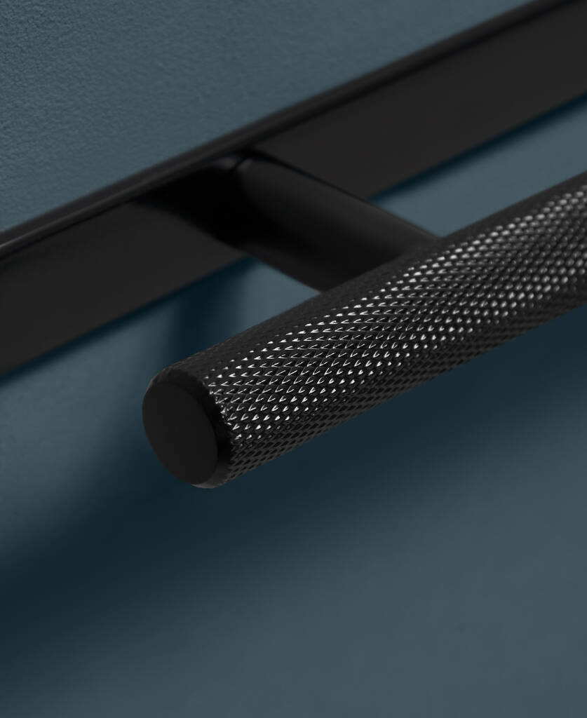 Skyscraper Knurled Handle With Plate By Dowsing & Reynolds