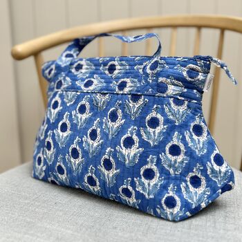 Tall Wash Bag With Handles En Provence, 3 of 3