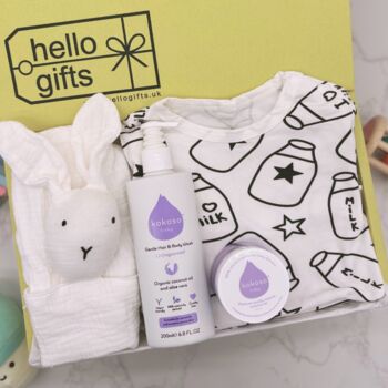 The Baby Clothes And Skincare Gift Box 0 To Six Months, 9 of 10