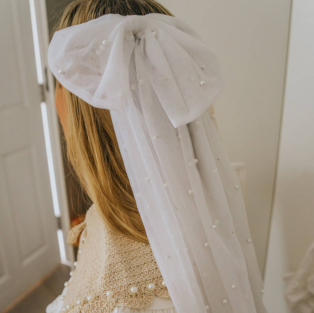 Pia Pearl And Bow Bride Veil, 1 of 2