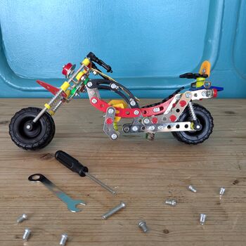Make Your Own Chopper Motorcycle Metal Construction Set, 4 of 7