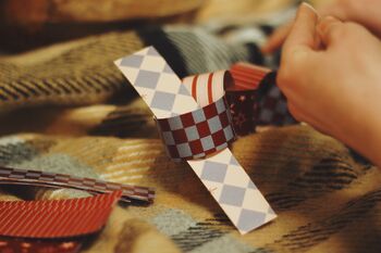 Snuggle Up | Paper Chain Kit, 10 of 10