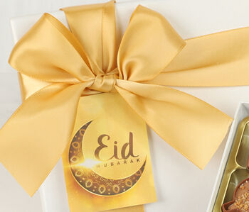 Stunning White And Gold Eid 16 Chocolate Box With Eid Mubarak Gift Tag, 4 of 4