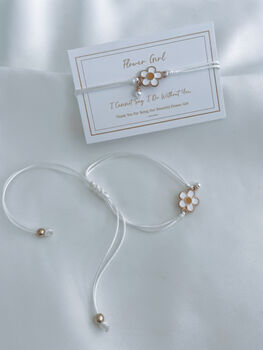Flower Girl Daisy Bracelet, 3 of 3