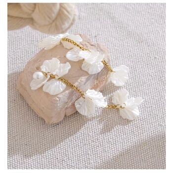 Monaco D’or Gold Pearl White Ball Charm Flower Earrings, 3 of 4