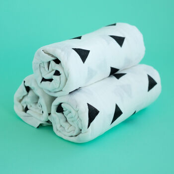 B+W Triangle Pattern Cotton Muslin Swaddle Baby Blanket, 5 of 8