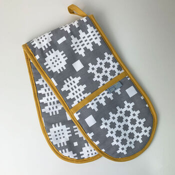 Welsh Blanket Print Double Oven Glove, 2 of 2