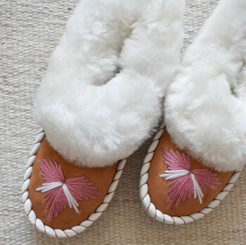 Women's Sheepskin Moccasin Slippers Snowy, 3 of 11