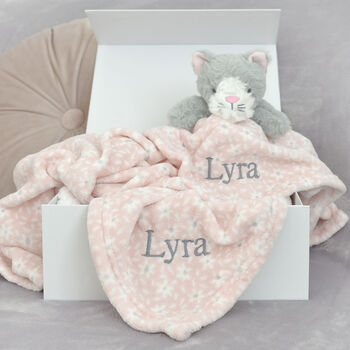 Personalised Pink Fluffy Kitten Comforter Blanket Set, 6 of 10