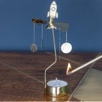 Space Rocket Tealight Spinner, 4 of 5