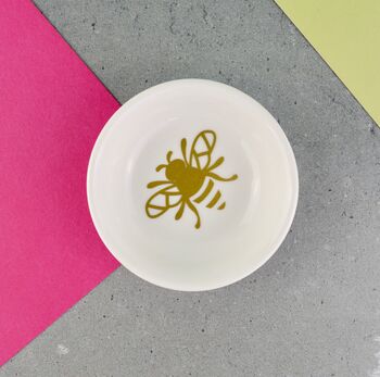 Gardeners Bumble Bee Or Leaf Trinked And Ring Dish, 2 of 12