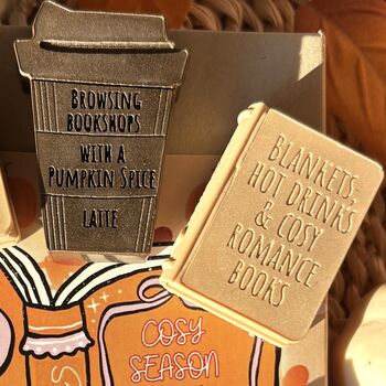 Cosy Season Book Club Autumn Wax Melt Gift Box, 4 of 4