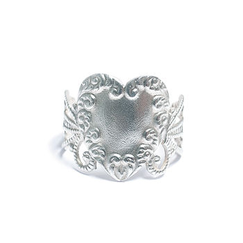 Personalised Decorative Victoriana Style Heart Ring, 2 of 10