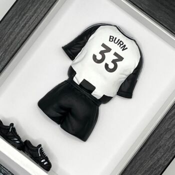 Football Legend KitBox: Burn: Newcastle, 2 of 6