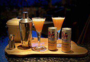 New Mavrik Non Alcoholic Passionfruit Martini Four Pack, 4 of 5