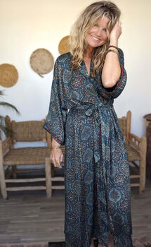 Ladies Kimono Robe Bamboo Silk Blue Batik Medina, 2 of 10