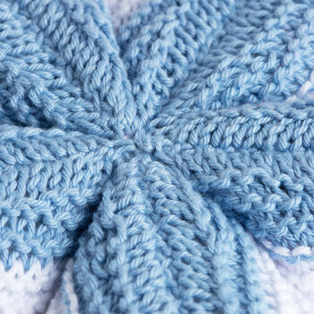 Savanna Starfish Easy Knitting Kit, 5 of 9
