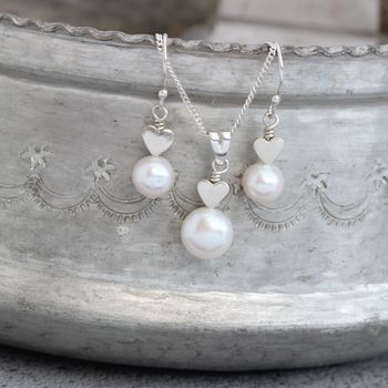 Silver Heart And Pearl Pendant And Drop Earrings Set, 4 of 10
