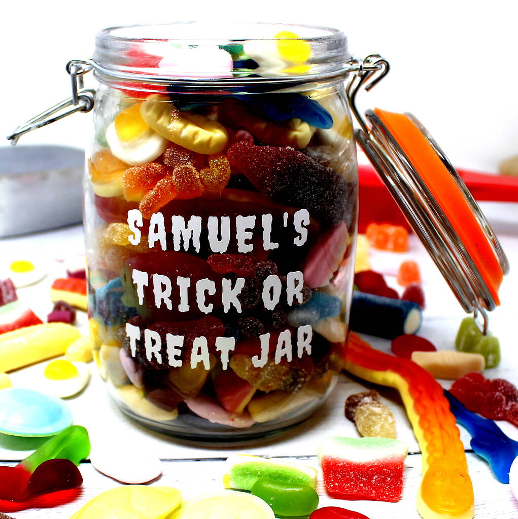 halloween-personalised-retro-sweet-jar-by-the-chilli-jam-man