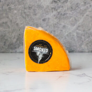 Applesmoked Cheddar ¼ Cheese Truckle 560g, 3 of 3