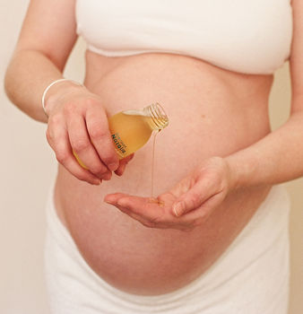 Prenatal Anti Stretch Tummy Oil, 3 of 3