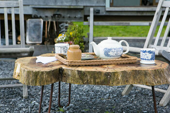 Hither Shepherd Hut Writer’s Retreat With Woodfired Hottub, 5 of 11