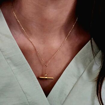 Texture Patterned T Bar 18 K Gold Y Drop Necklace, 5 of 6