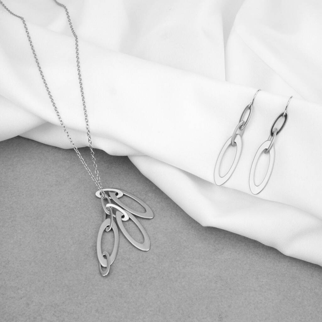 Simple Layered Pendant By Industrial Jewellery