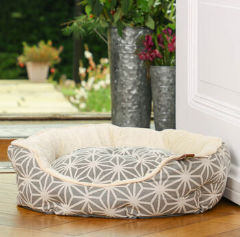 Grey Cosy Scalloped Pet Bed, 3 of 7