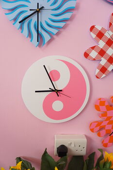 Yin Yang Circle Shaped Decorative Clock, 7 of 7
