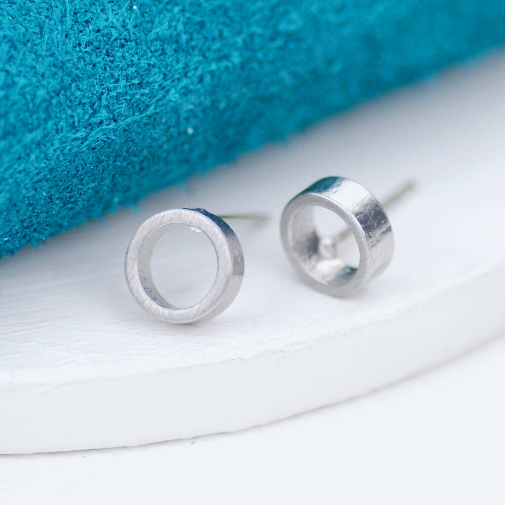 Circle Spacer Stud Earrings By Penelopetom