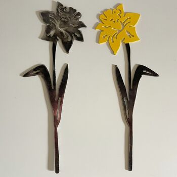 Single Daffodil Stem Everlasting Metal Flower, 2 of 6
