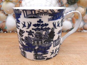 Set Of Six Palace Mugs In Blue Willow Design, 7 of 9