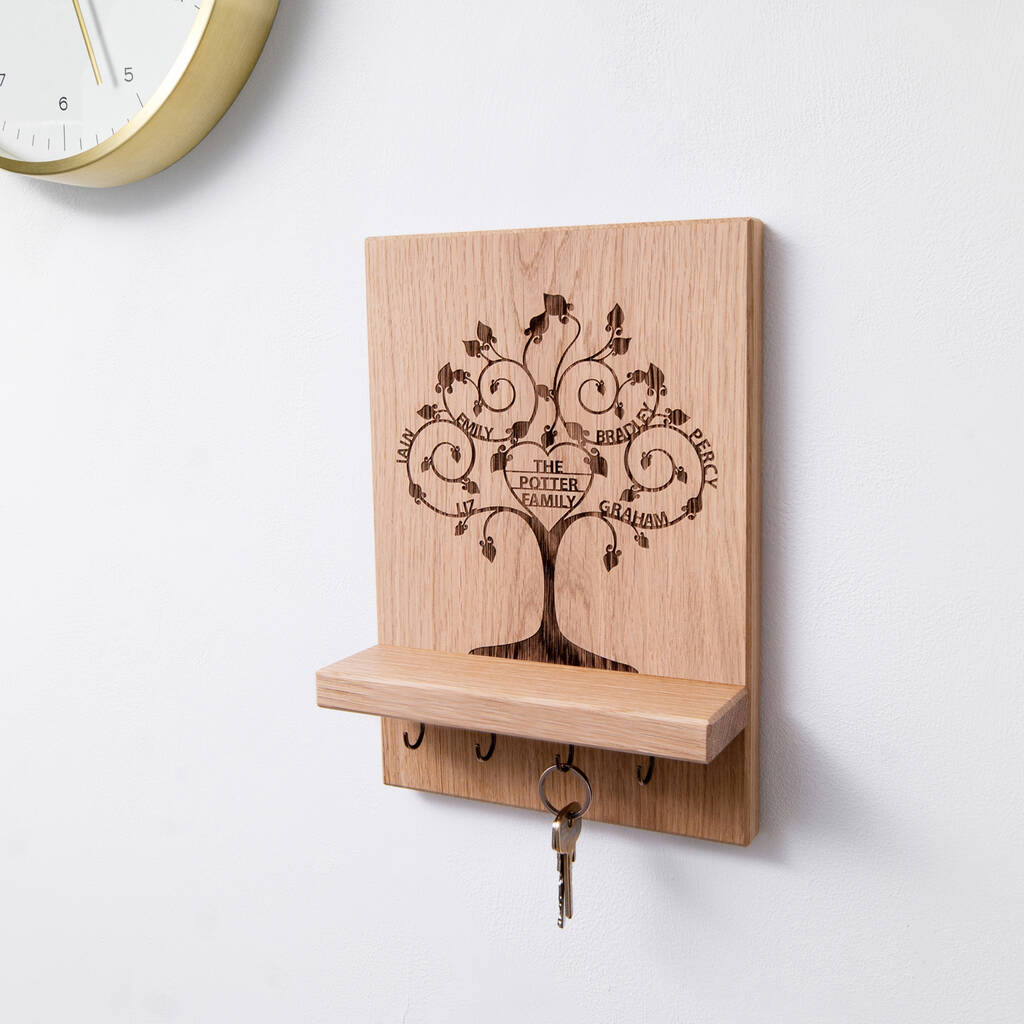 personalised-oak-heart-family-tree-key-holder-by-urban-twist