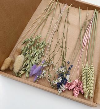 Mothers Day Letterbox Gift Dried Flowers, 4 of 6