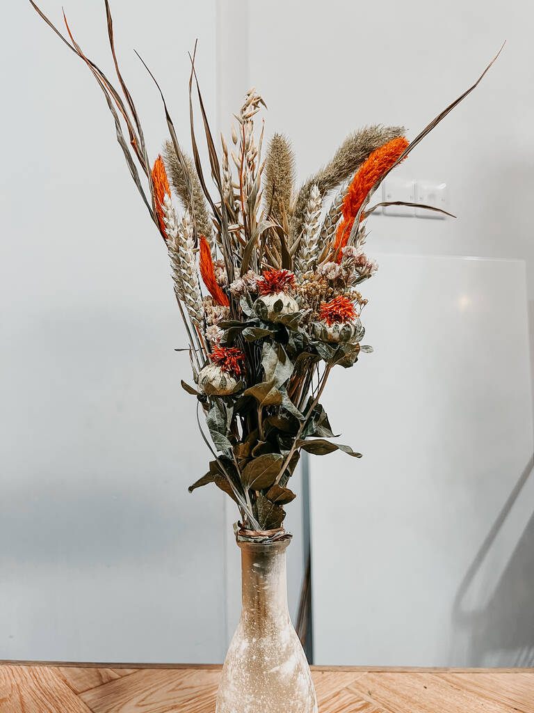 Make Your Own Bum Vase Kit By The Crafting Cartel