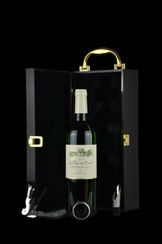 Wine Gift Box With Accessories Bergerac White, 2 of 2