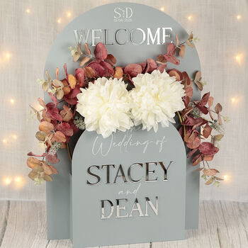 Manhattan Welcome To Our Wedding Flower Box Sign, 3 of 12