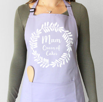 Personalised Wreath Apron, 2 of 12