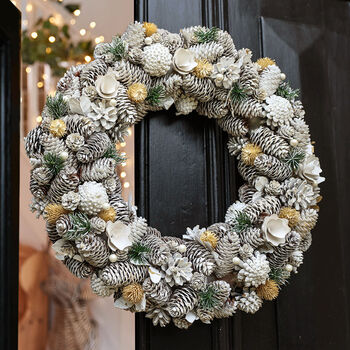 Extra Large Christmas Wreath Collection, 5 of 9