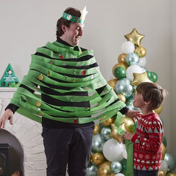 Tree Mendous Dress Up Christmas Game, 3 of 3