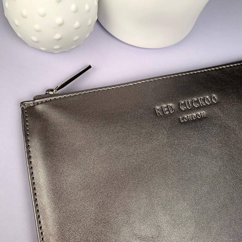 Clutch Pouch In Metallic Grey By Nest