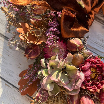 Autumn Dried Flower Wreath 'Bronte', 10 of 12