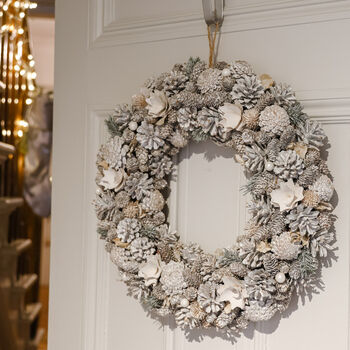 Extra Large Snowdrop Deluxe Christmas Wreath By Dibor ...