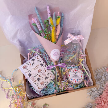 Happy Birthday Hamper Flower Theme, 3 of 4