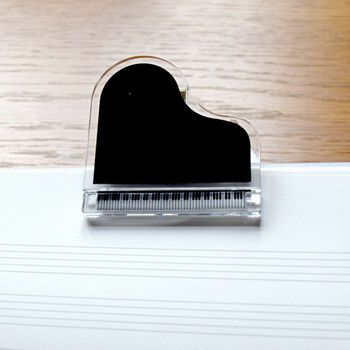Piano Clip With Back Magnet, 3 of 4