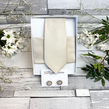 Antique Champagne Wedding Set, 7 of 9